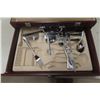Image 8 : 2 Cases of Plated Flatwear