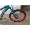 Image 2 : Avigo Sophia Pedal Bike, 19"