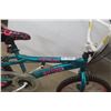 Image 4 : Avigo Sophia Pedal Bike, 19"