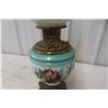 Image 9 : Hand Painted Gone With The Wind Coal Oil Lamp