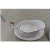 Image 3 : Royal Albert Gravy Boat, Tray and Creamer