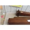 Image 7 : Oak Stair Banister