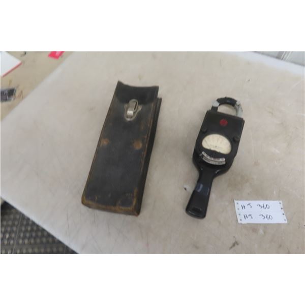 G.E. A/C Volt/Ammeter in Case