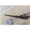 Image 10 : Daisy BB Shotgun Model 922 and Space Pinball Style Game