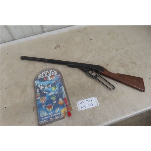 Daisy BB Shotgun Model 922 and Space Pinball Style Game