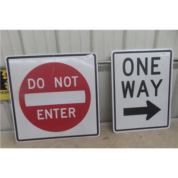 2 Traffic Signs: 1 Do Not Enter (24" × 24") and 1 One Way (18" × 24")
