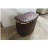 Image 3 : Vintage Hamper