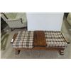 Image 3 : Pine Bench