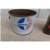 Image 4 : BA Insect Spray (Royalite), 2x 5 lb Grease Pail + Valspar One Gallon Can