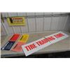 Image 1 : Old Gulf Heavy Plastic and Tin Signs