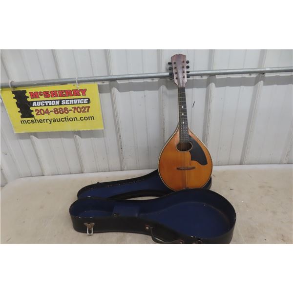 Mandolin w/ Case