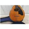 Image 3 : Mandolin w/ Case