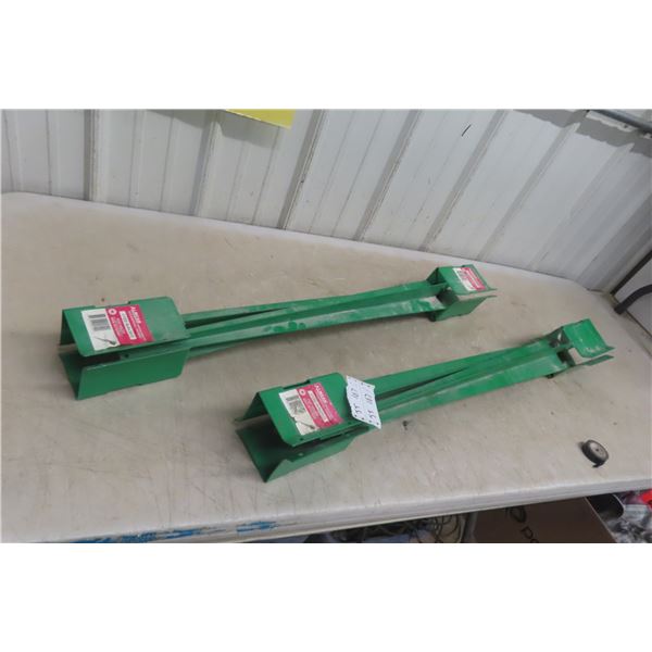 4 New Post Holder Supports