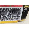 Image 4 : New Stanley Black Chrome 177-Piece Socket Set (1/2", 3/8", 1/4")