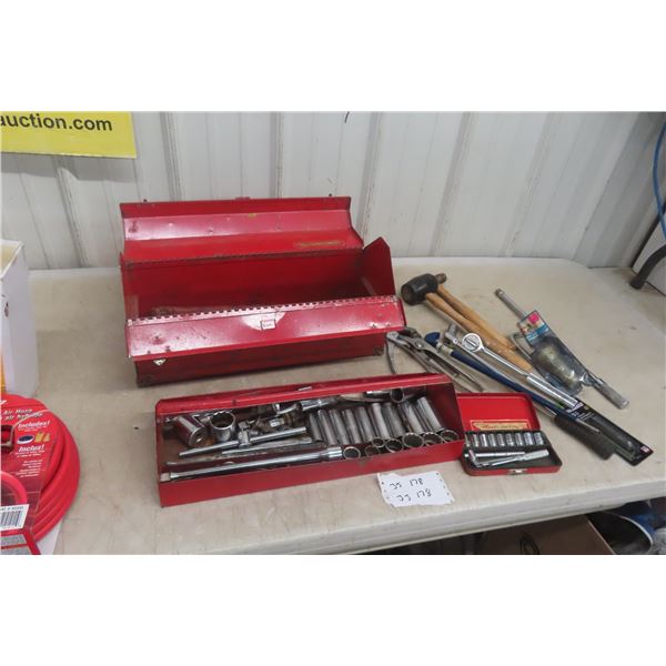 Sockets 1/2", 3/8", 1/4" Plus, Home Screwdriver and Metal Tool Box