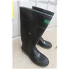 Image 2 : New Steel-Toed Rubber Boots – Size 11