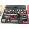 Image 2 : New Screwdriver Tool Set, 3/8" + 1/4" Sockets, Load Light and Utility Knives