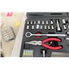 Image 3 : New Screwdriver Tool Set, 3/8" + 1/4" Sockets, Load Light and Utility Knives