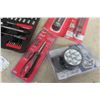 Image 6 : New Screwdriver Tool Set, 3/8" + 1/4" Sockets, Load Light and Utility Knives
