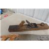 Image 2 : Block Planer, Saw and Fire Extinguisher