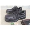 Image 5 : Dress Shoes Size 11, Corkscrew Set and Ice Pick