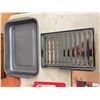 Image 2 : Assorted Kitchenware, Bakeware and Glassware