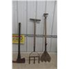 Image 1 : Fireman Axe, Hay Knife