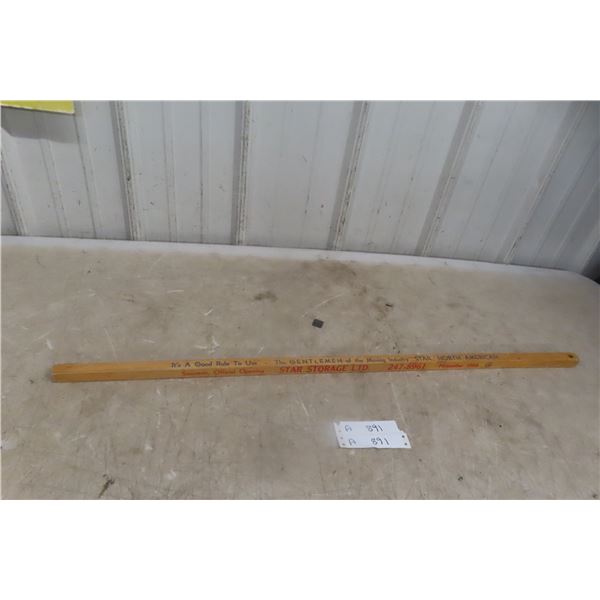 Star Storage Yard Stick