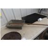 Image 7 : Handled Sifter, Implement Seat