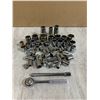 Image 1 : 66 Pcs Total Sockets 1 Extension 1 Ratchet