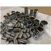 Image 7 : 66 Pcs Total Sockets 1 Extension 1 Ratchet