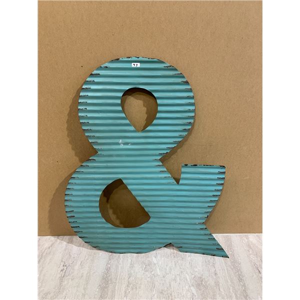 Metal & Sign 28 1/2 Inch