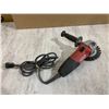 Image 10 : Milwaukee 4.5" Angle Grinder