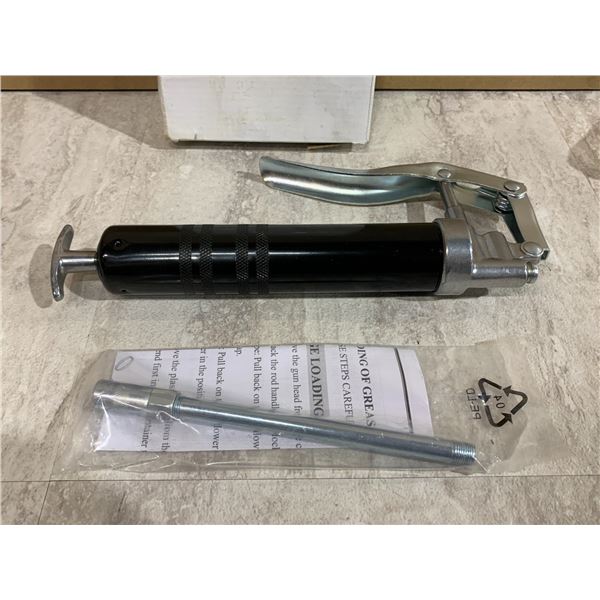 Mini Grease Gun w/ Tip