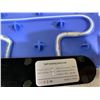 Image 3 : Electric Blue Silifone Dish Warming Tray