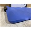 Image 5 : Electric Blue Silifone Dish Warming Tray