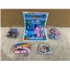 Image 1 : Party Favor Kit for Kids! - Keychains - Bracelets - Pins & Stickers
