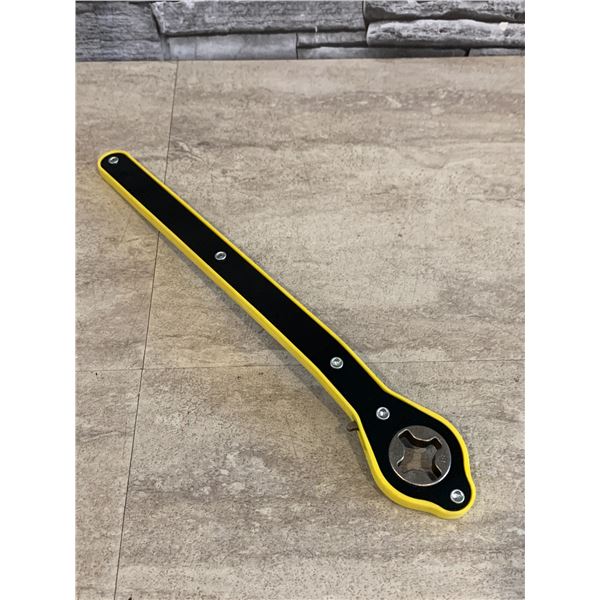 Universal Automotive 360 Labour Saving Swivel Ratchet Wrench Jack Lift Speed Handle Lug Wheel