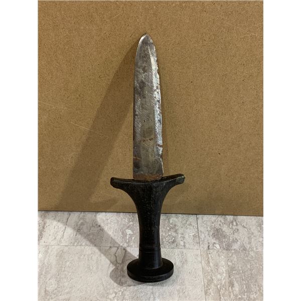 Early 20th Century Sudanese Arm Knife