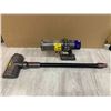 Image 1 : Dyson Stick Vacuum
