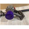 Image 5 : Dyson Stick Vacuum