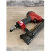Image 6 : Husky Pneumatic Nailer / Stapler