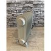 Image 4 : Small Optimus Oil Heater