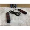 Image 2 : Adjustable No Tangle Skipping Rope