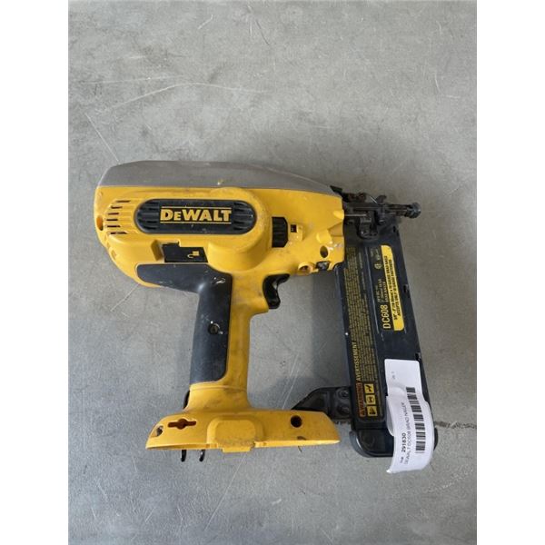 DEWALT DC608 BRAD NAILER
