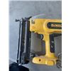 Image 4 : DEWALT DC608 BRAD NAILER