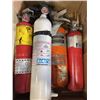 Image 2 : 2 BOXES OF CABLES AND FIRE EXTINGUISHERS