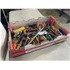 Image 2 : TRAY OF SCREWDRIVERS AND CHALKLINE