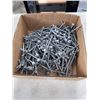 Image 3 : 2 BOXES OF THREADED PIPES AND 6" AND SHORTER BOLTS
