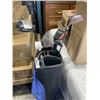 Image 2 : GOLF BAG WITH DRIVERS